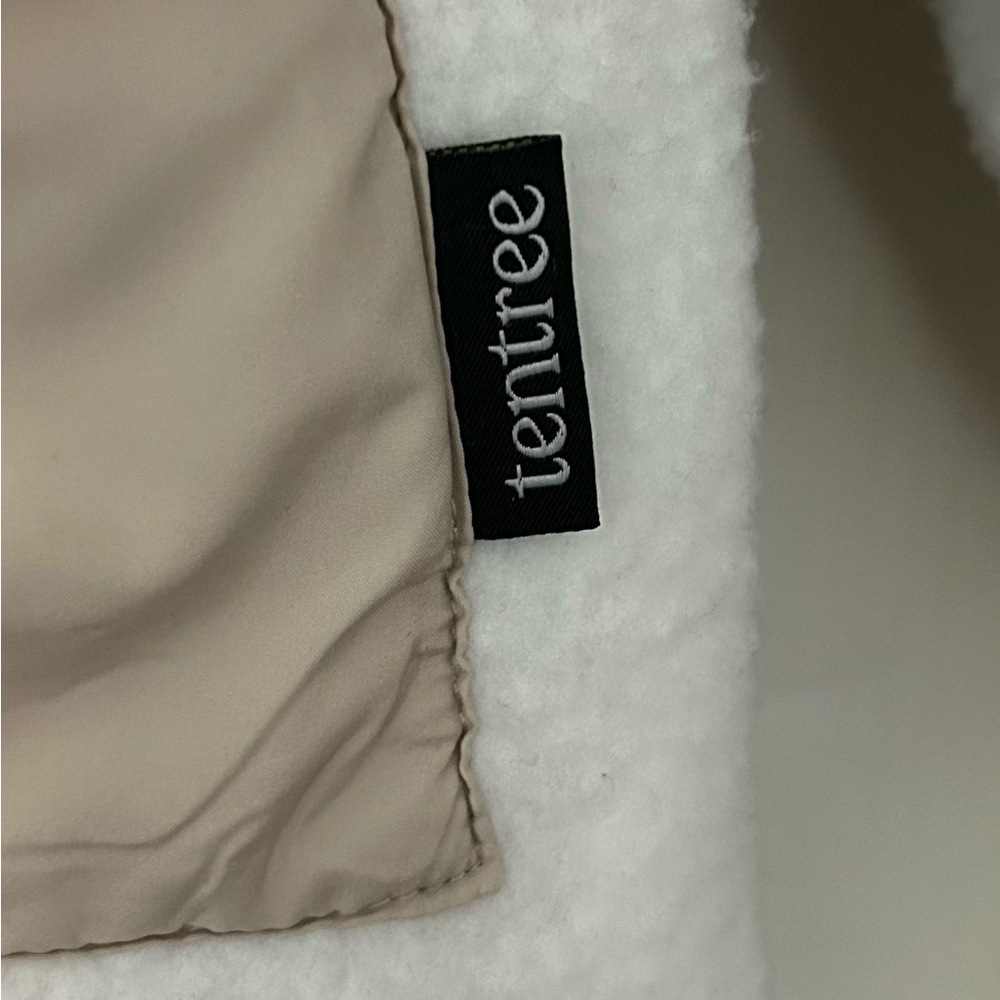 Tentree Vintage White/Beige Reversible Bomber Jacket - Picture 9 of 13